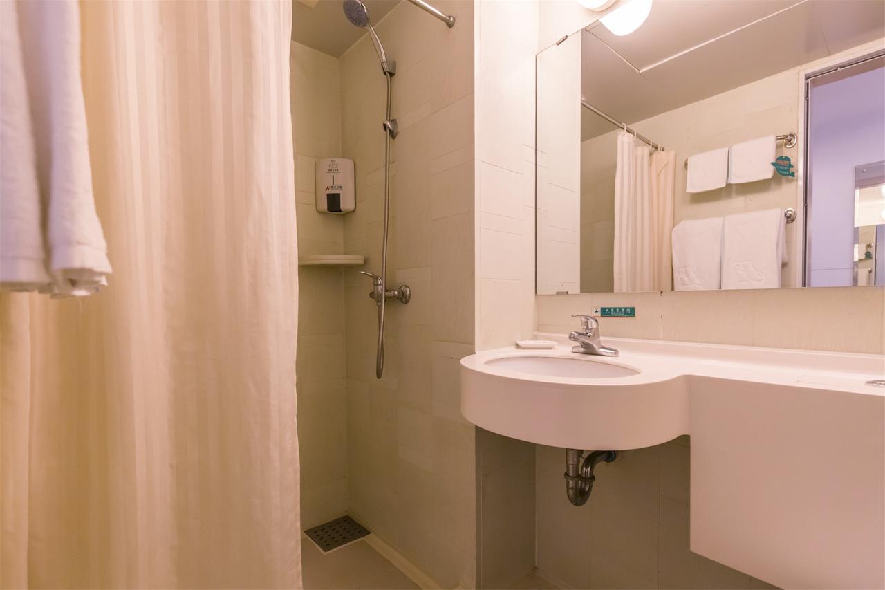 Jinjiang Inn Chengdu Chunxi Road Taiguli Hotel 외부 사진