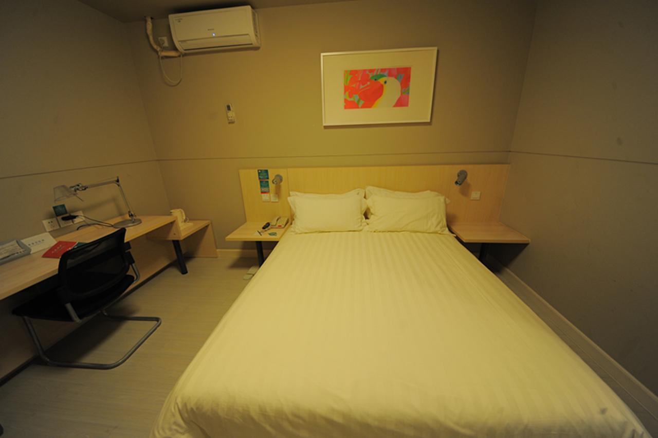 Jinjiang Inn Chengdu Chunxi Road Taiguli Hotel 외부 사진