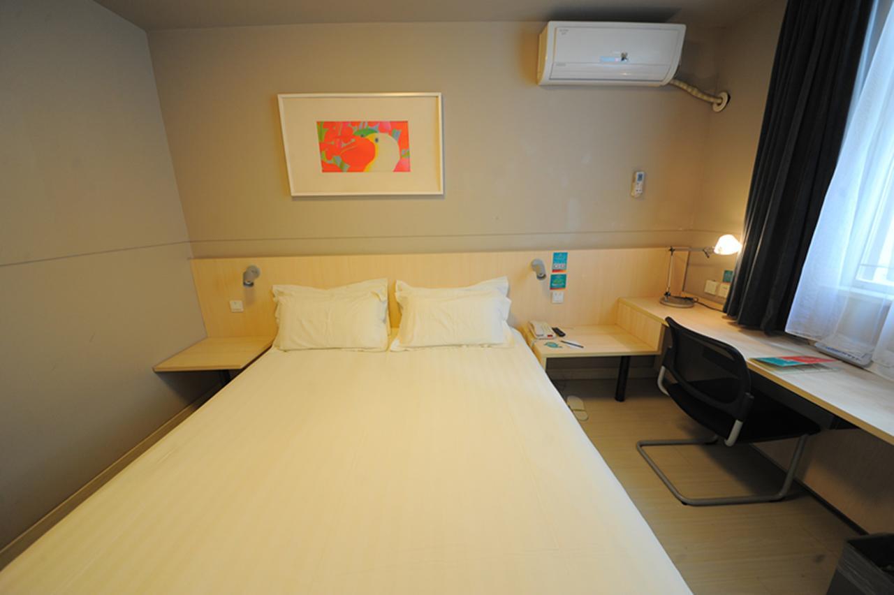 Jinjiang Inn Chengdu Chunxi Road Taiguli Hotel 외부 사진